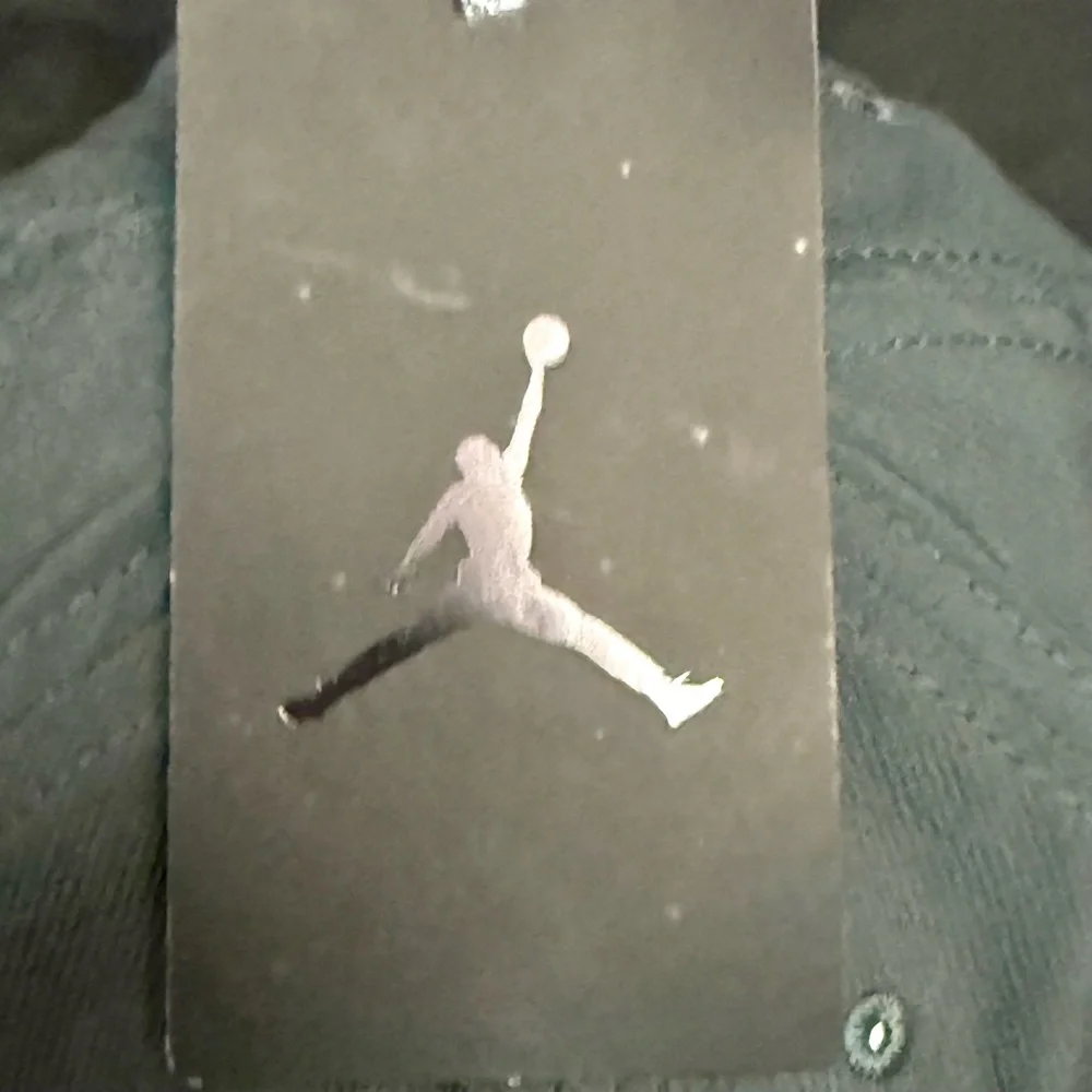NIKE: JORDAN- Kids Jordan Essentials Jumpman Logo Cap - Big Kid